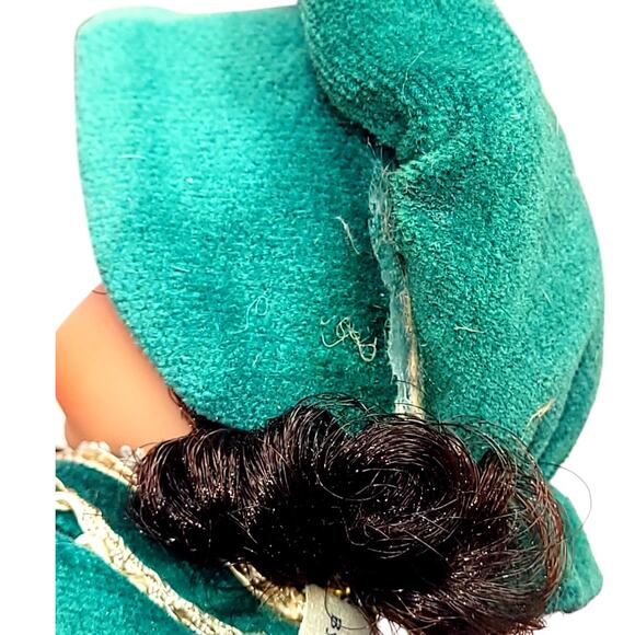 Madame Alexander's Scarlett Series 8" Rhett & Scarlett Dolls - Picture 11 of 16